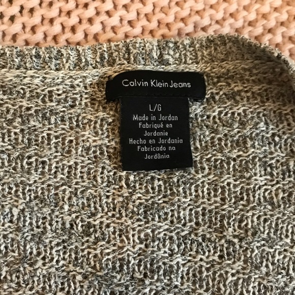 Calvin Klein sweater - Picture 2 of 2